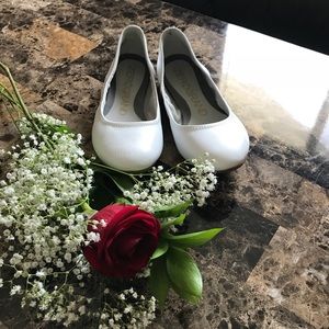 💰FLASH SALE 💰  **Cole Haan Zerogrand Flats**